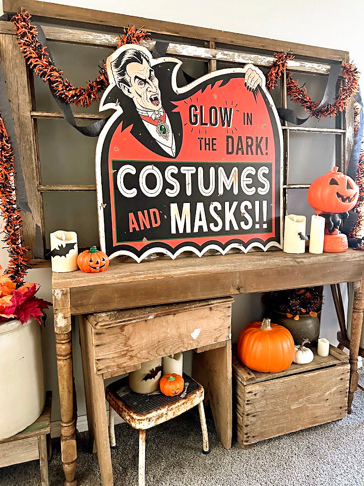 Vampire COSTUMES and MASKS