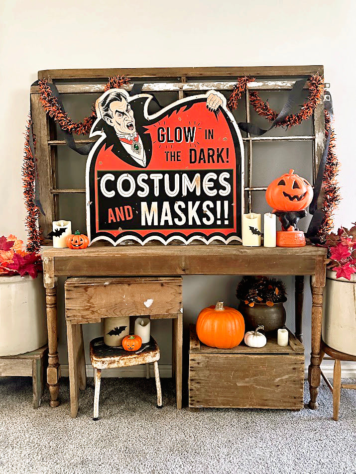Vampire COSTUMES and MASKS