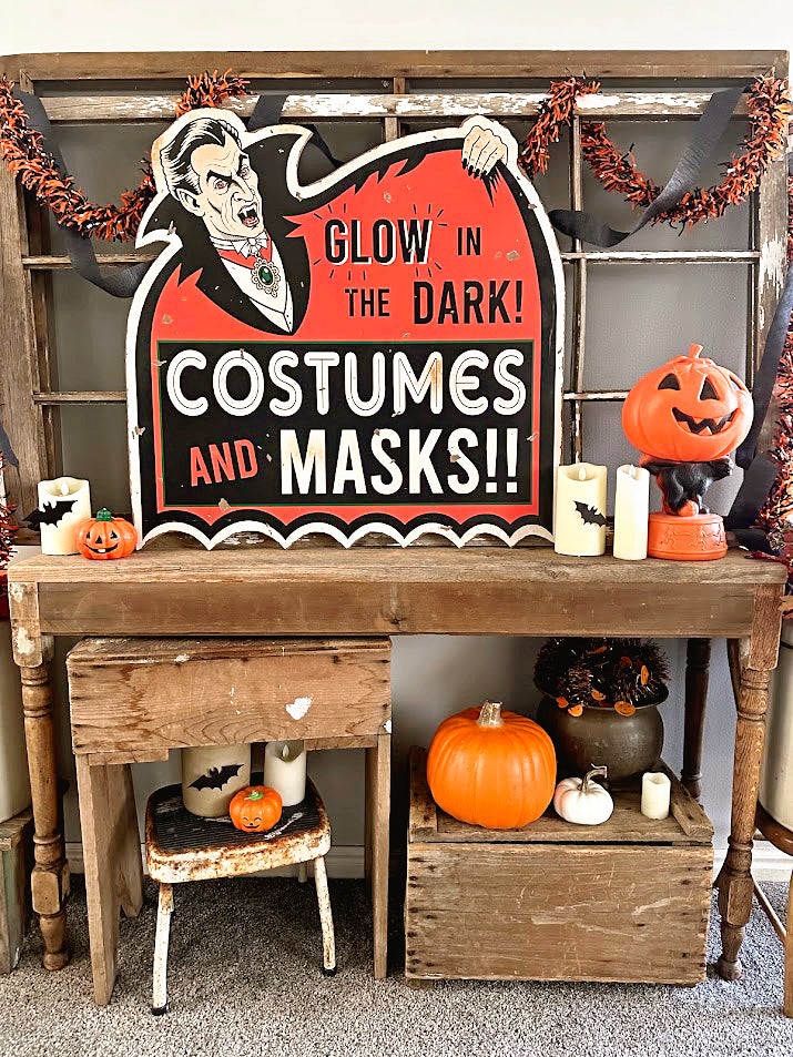 Vampire COSTUMES and MASKS